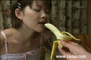 邪恶美女爱吃大香蕉的女人动态图