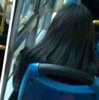 公车上看见一黑长直女神，正准备上前搭讪，结果。。。