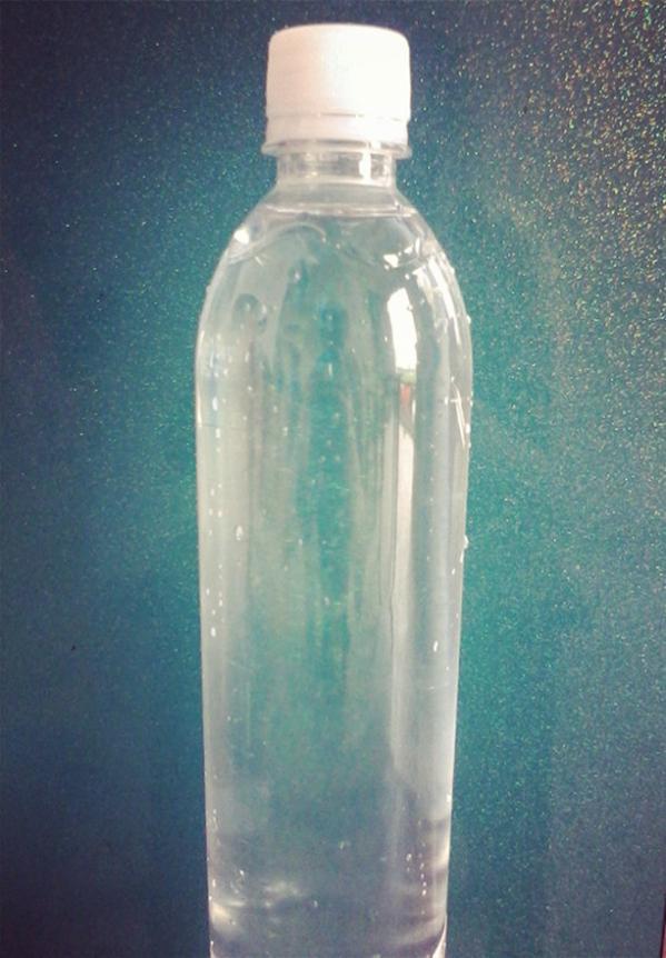 唯美瓶子QQ皮肤图片，喜欢简简单单的瓶子