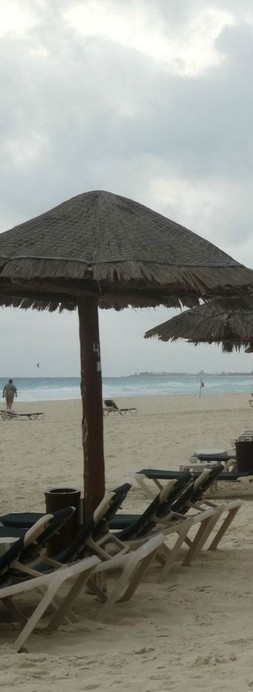 加勒比海风景QQ皮肤图片，碧海连天白沙无边