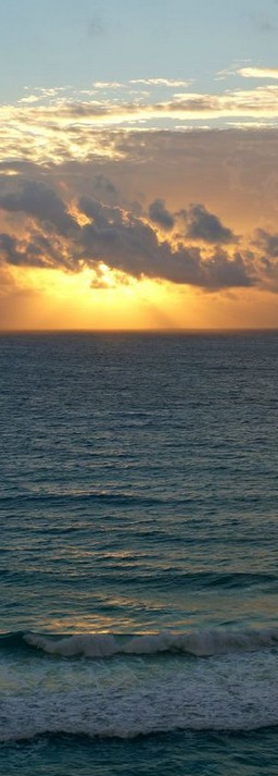 加勒比海风景QQ皮肤图片，碧海连天白沙无边