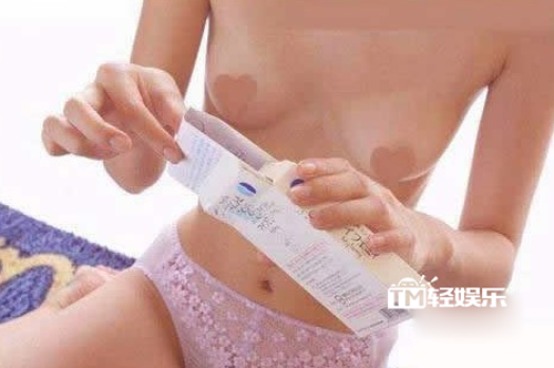 女用避孕套真人演示 过程大图_M.XIEEBANG.COM